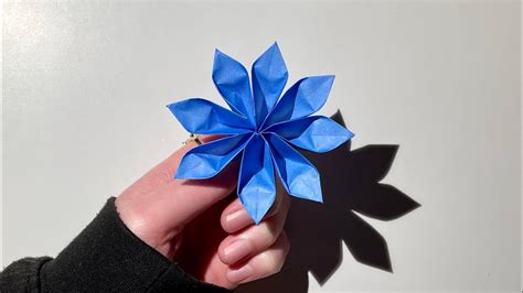 How To Make an 8 Petal Flower | Origami Tutorials - YouTube