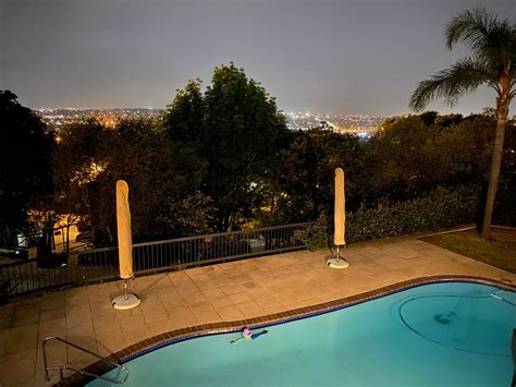 The Cliffside Boutique Getaway Pool: Pictures & Reviews - Tripadvisor