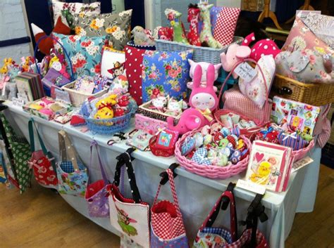 Craft fair display. Lots of pretty baskets | Craft fair displays, Craft ...