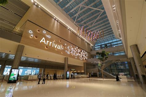 Review: Singapore Changi New Terminal 4 Arrivals Process - One Mile at ...