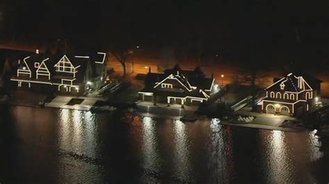 Boathouse Row on Schuylkill River in Philadelphia turns off lights ...