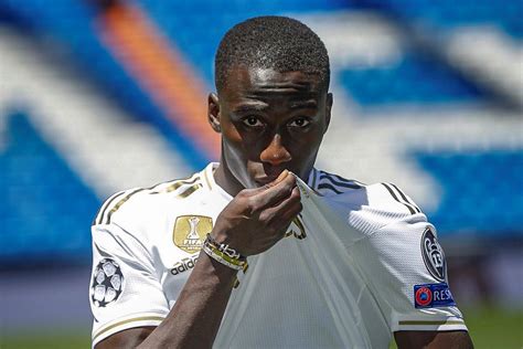 Mendy, "estresado" por su llegada al Real Madrid - Futbol Sapiens