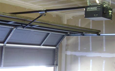 Garage door opener - Wikipedia