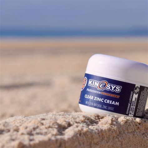 SPF 30 Clear Zinc Sunscreen Cream with 25% Zinc Oxide. Natural Zinc ...