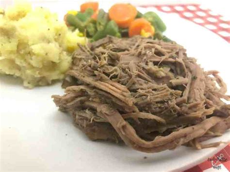 Slow Cooker Italian Roast Beef - Cookaholic Wife