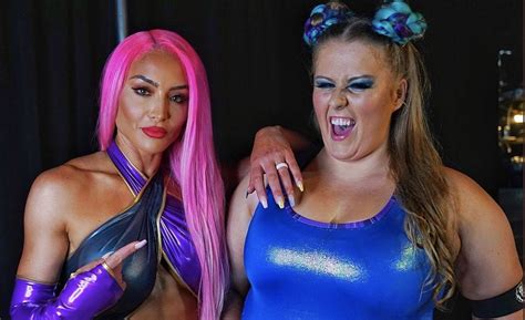 WWE Stars React To Fans Body Shaming Piper Niven