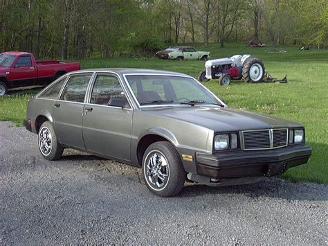 This Pontiac Phoenix Is A Malaise Hatchback Nobody Wants