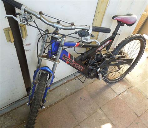 Mongoose XR250 Ballistic Mountain Bike for sale in Rialto, CA - 5miles: Buy and Sell