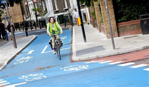 Coroner calls for ‘urgent’ review of cycle superhighways blue paint | London Road Safety Council