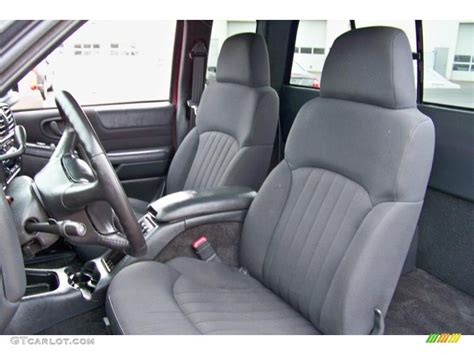 Medium Gray Interior 2003 Chevrolet S10 ZR2 Extended Cab 4x4 Photo #41081055 | GTCarLot.com