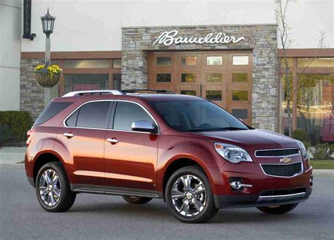 2010 Chevy Equinox Car Review by Car Expert Lauren Fix, The Car Coach