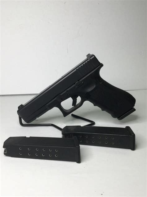 Glock 22 Gen 4 - For Sale, Used - Very-good Condition :: Guns.com