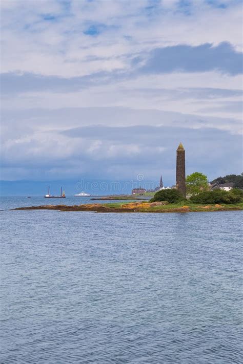 Largs Foreshore and the Pencil Monument Commemorating the Viking Battle of Largs in 1263 Stock ...