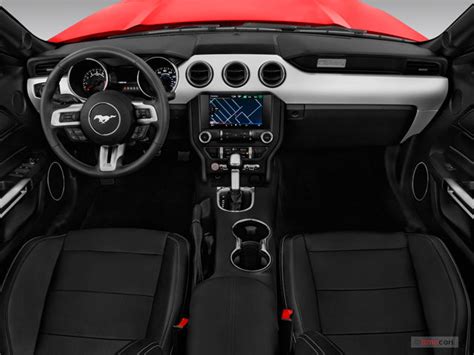 2017 Ford Mustang Interior | U.S. News & World Report