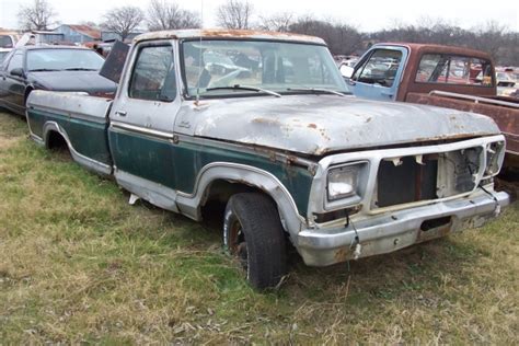 1979 Ford F-150 PU Parts Truck 1