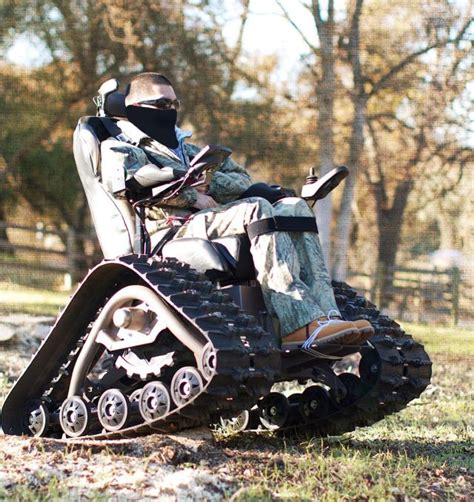 Off-road Tank Wheelchair (14 pics) - Izismile.com