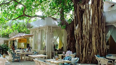 12 pretty alfresco restaurants to dine out in Delhi | Condé Nast ...