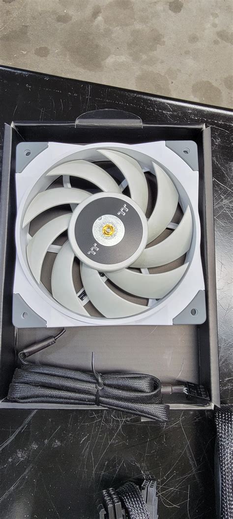 lover these white Noctua fans : pcmasterrace