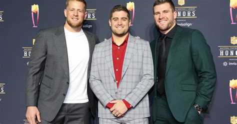 J.J. Watt presents NFL DPOY award to brother T.J. Watt in heartwarming NFL Honors moment ...