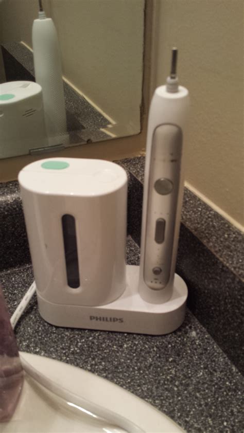 Philips Sonicare FlexCare Toothbrush with UV Sanitizer reviews in Toothbrushes - ChickAdvisor