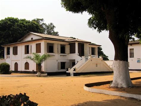 Portuguese Colonial Architecture, Ouidah Museum of History at Fort of ...