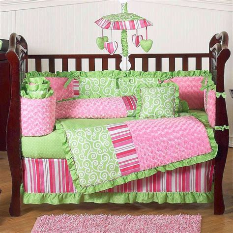 20 Cute Baby Girl Bedding Ideas for Your Little Angel