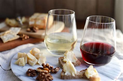 Want Wine with That Cheese? | Martha's Vineyard Magazine