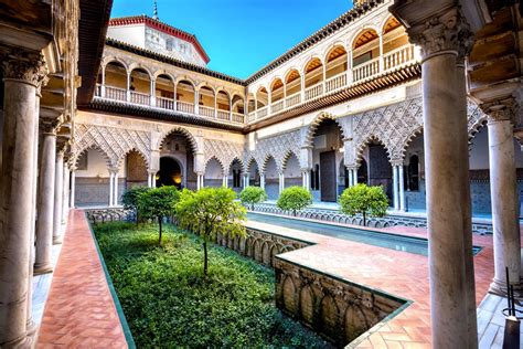 Visiter l'Alcazar de Séville : Billets, visites guidées, horaires & tarifs