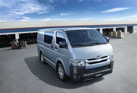 Hiace Panel Van - Features - Toyota Trinidad