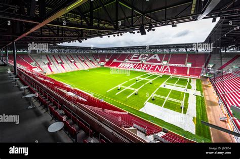 Fc Augsburg Stadium / Wwk Arena Augsburg Empty Spectator Ranks During The Game Game Scene 16 ...