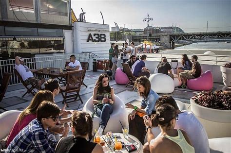 Best rooftop bars in Budapest - Budapestflow.com