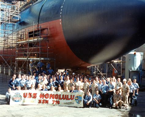 UA 493.05 UA 493.05 USS Honolulu (SSN-718) Collection