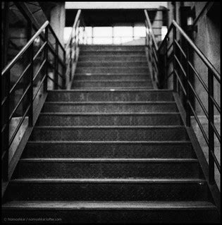 【LIVE HOUSE】#2 | Rolleiflex . 2.8f . planar Shanghai GP3 HC1… | Yong . L | Flickr