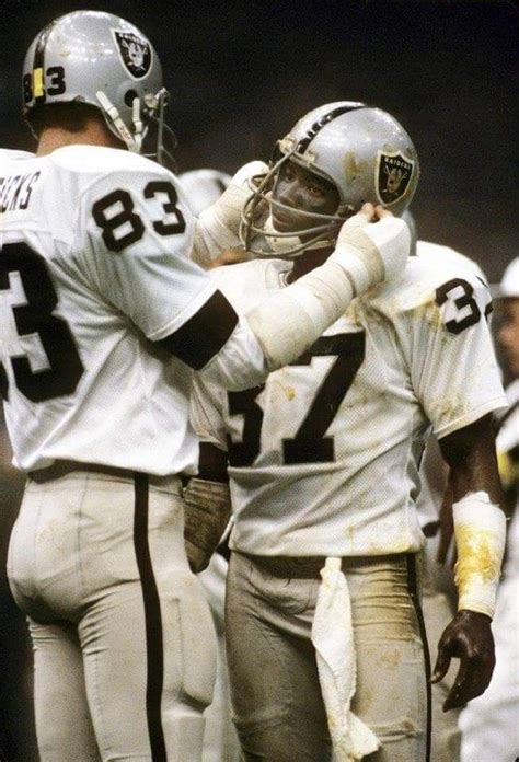 Raiders History on Twitter | Oakland raiders football, Nfl football ...