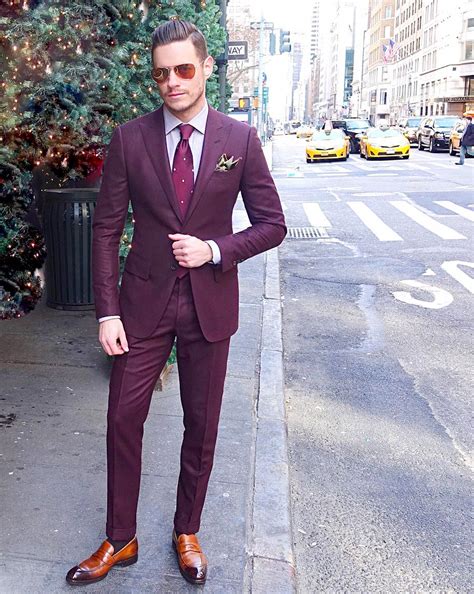 Burgundy Suit Color Combinations with Shirt and Tie - Suits Expert