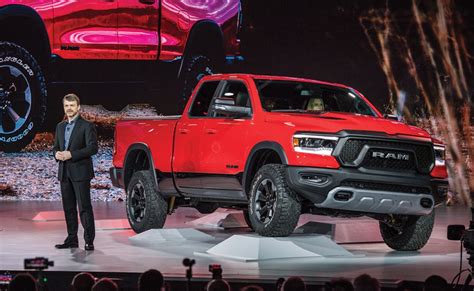 "All-new" Ram 1500 truck gets a new look, lighter weight for 2019