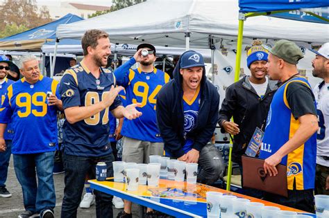 Best Tailgate Games to Play at Your Football Tailgating Party in 2018 ...