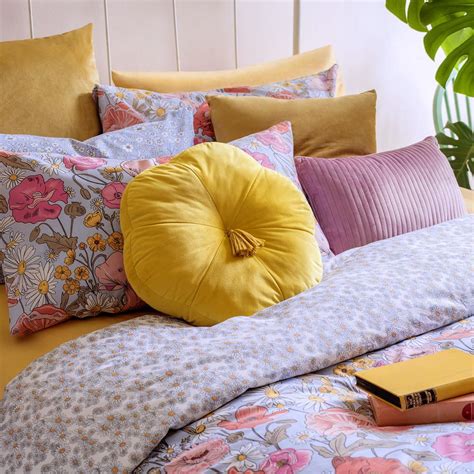 The floral Primark bedding that has taken over Instagram | Ideal Home