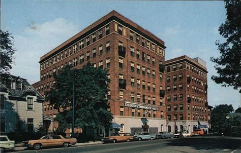 Sheraton-Commander Hotel Cambridge, MA Postcard