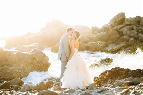 32 Seaside Photos That Will Convince You to Have a Beach Wedding