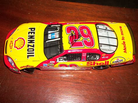 Kevin Harvick autographed 1:24 diecast car