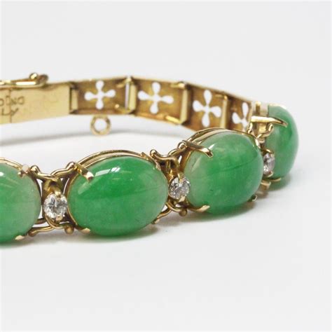 13kt Gold 12g Jade Bracelet With Clear Stones | Property Room