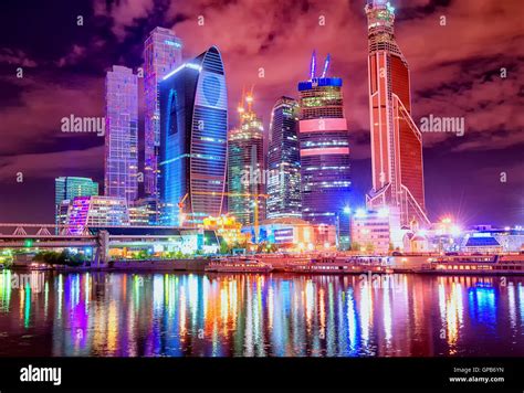 Moscow skyline night hi-res stock photography and images - Alamy