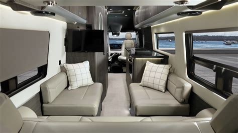 Interstate 24GT | Touring Coaches | Airstream Mercedes-Benz Class B RV