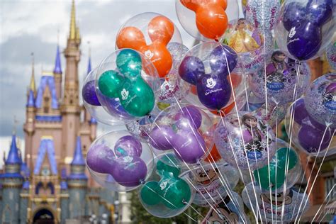 PHOTOS: New Mickey Balloon Colors Introduced at Walt Disney World - WDW ...