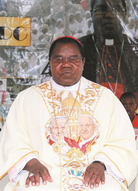 Bishop Bhasera officiates at Gokomere prize giving day - The Mirror ...