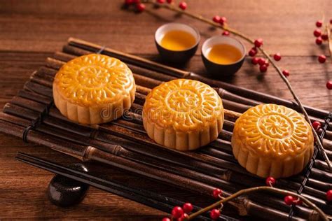 Chinese Mooncakes and Tea