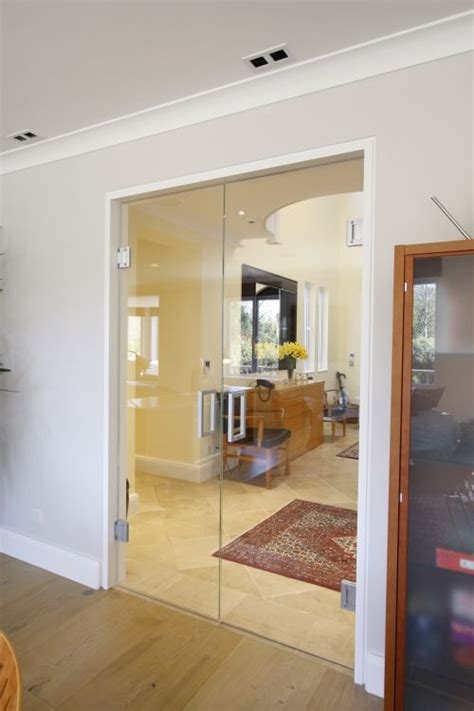 20+ Interior Frameless Glass Doors – The Urban Decor