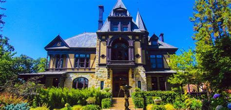 24 Easy Reasons to Visit St. Helena, CA - NapaValley.com