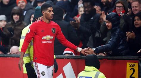 Marcus Rashford receives special award for charity work during COVID-19 ...